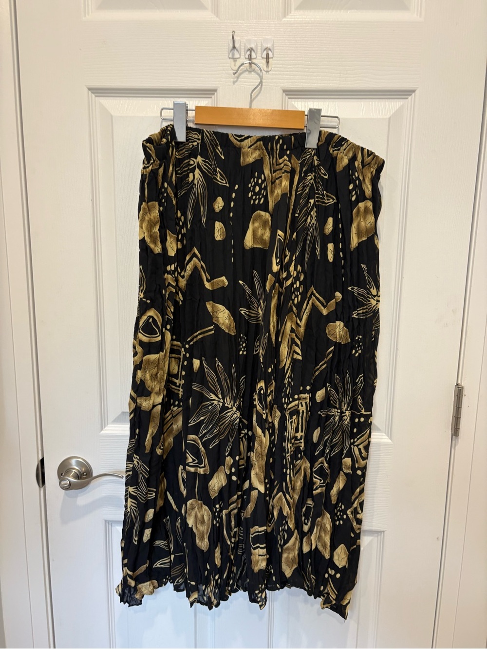 Tanjay Black and Gold Printed Pleated Maxi Skirt